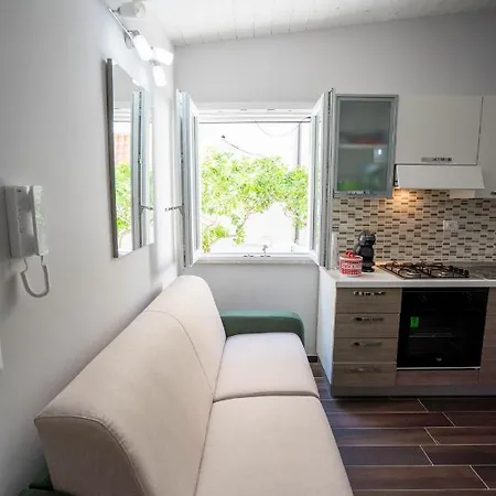 Apartment Mini Con Giardino In Centro Catanzaro