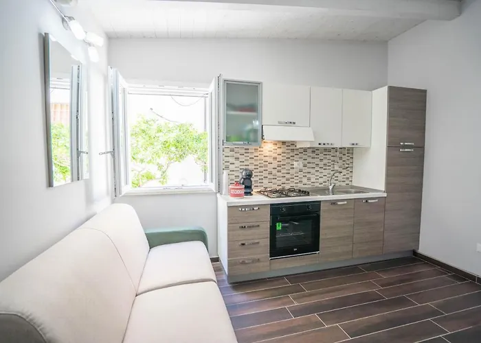 Mini Con Giardino In Centro Apartamento